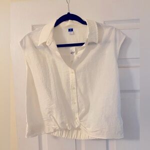 Old Navy cropped button up sleeveless top